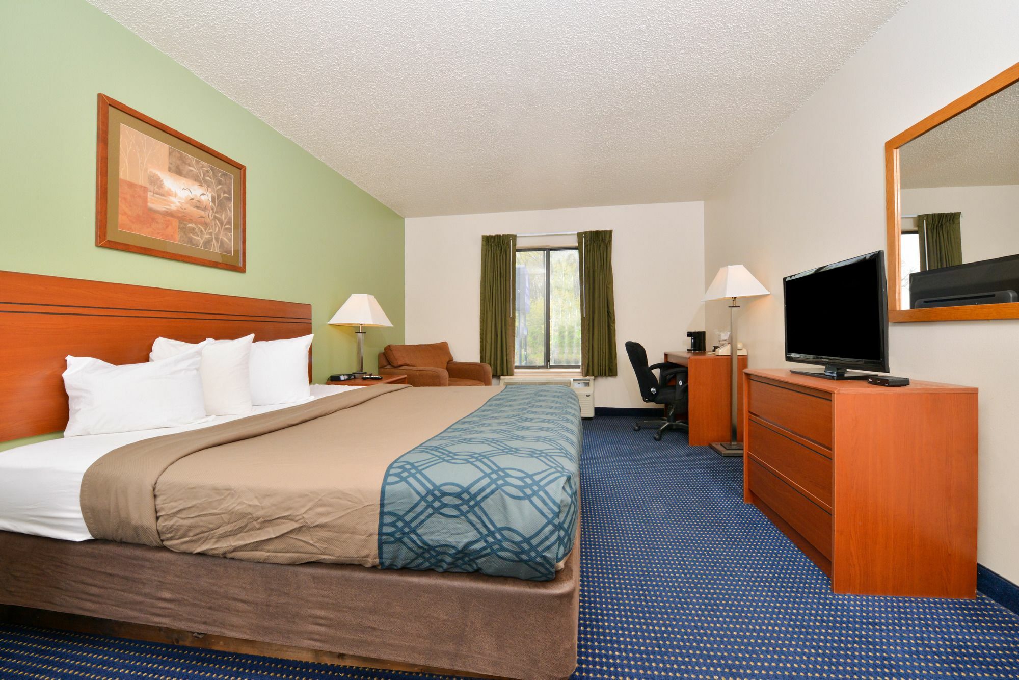 Days Inn & Suites By Wyndham Wisconsin Dells Exterior photo